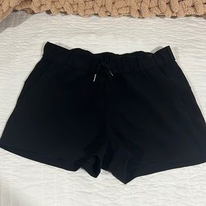 Lululemon stroll at sundown 3” original release